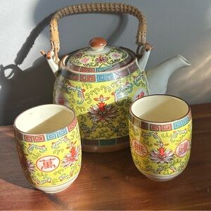 Vintage Chinese Mun Shou Longevity (Wan Shou Wu Jiang) yellow famille tea set